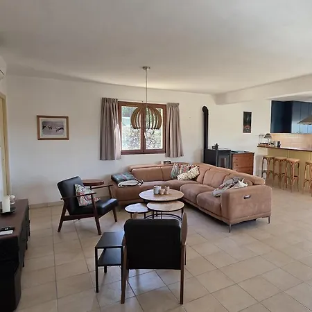 Relaxing Retreat Near Minerve Aigne (Herault)