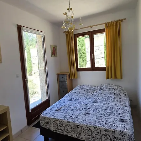 Relaxing Retreat Near Minerve *