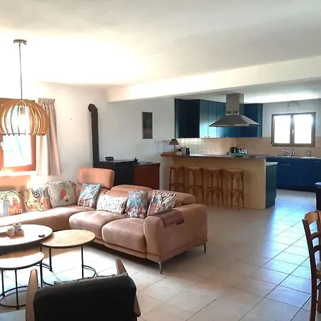 Relaxing Retreat Near Minerve Villa