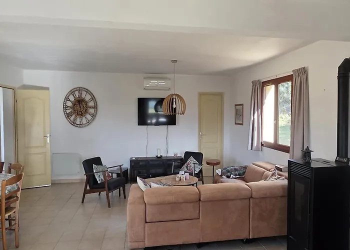 Relaxing Retreat Near Minerve Aigne (Herault)